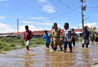 Wakil Bupati Tegal Sabilillah Ardie Kirim Bantuan Pompa Air ke Lokasi Banjir