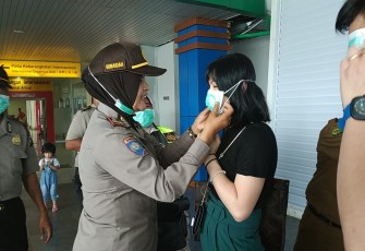 Polres Tanjungpinang Bagikan Masker untuk Masyarakat