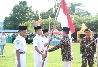 Bupati Wihaji Lepas Kirab Merah Putih Ki Ageng Kunci