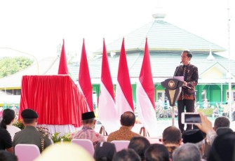 Presiden Joko Widodo meresmikan Monumen Pahlawan Nasional Ibu Agung Hj. Fatmawati Sukarno
