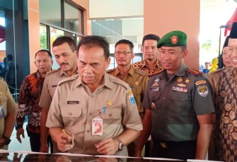 Forkopimko bersama Sekda Prov DKI Resmikan 4 kantor Kelurahan di Wilayah Jaktim