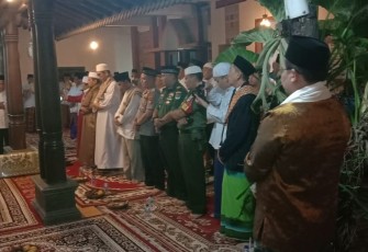 Wadanramil 02/Pondok Gede Subuh Keliling dengan Warga Jati Waringin