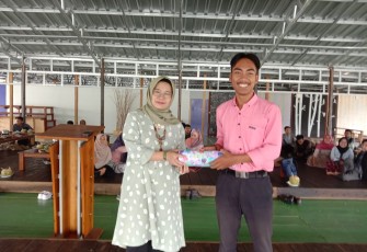 UIN SGD Berikan Apresiasi 30 Mahasiswa Berprestasi Nasional-Internasional