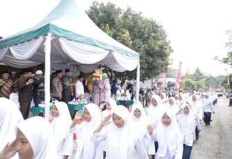 Ribuan Peserta MTQ Ke-51 Tingkat Kabupaten Asahan Pawai Ta'aruf