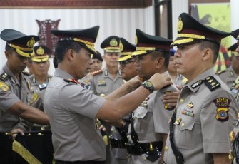 Kapolda Aceh Sertijab Pejabat Utama dan 7 Kapolres