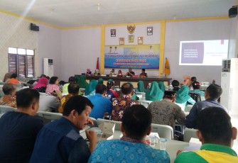 Hamdan S.Pd M.Si mewakili Wakil Bupati Batu Bara didampingi oleh Andri Rahadian AP memberikan kata sambutan
