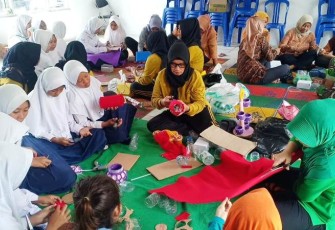 Persit Pekalongan Gelar Pelatihan Pemanfaatan Sampah Plastik
