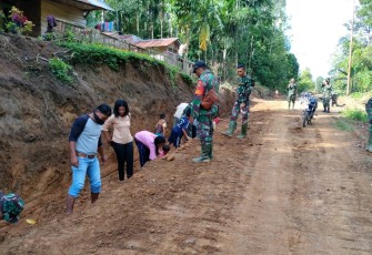 TNI Sejahterakan Kampung Dolok Masagal Lewat TMMD