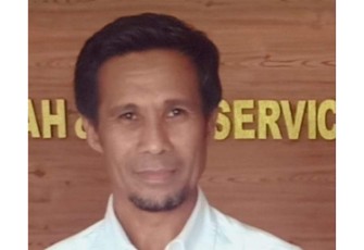 Ketua Fraksi PAN DPRD SBB Hi Abdul Rauf Latulumamina