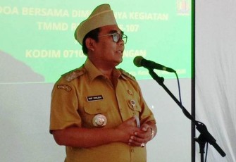 Bupati Pekalongan Asip Kholbihi SH M.Si