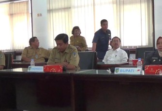 Tim Percepatan Penanganan Covid-19 Kabupaten Kediri saat rakor