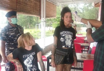 Sepasang Turis Dipulangkan