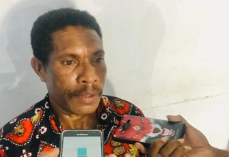 Ketua Bawaslu Raja Ampat Markus Rumsowek