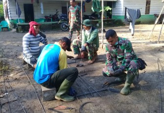Satgas Pra TMMD Rangkai Besi di Nagori Puli Buah