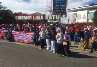 Dinkes Kota Bengkulu Bagikan Masker Gratis