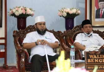 Wali Kota Bengkulu Helmi Hasan dan Wakil Wali Kota Bengkulu Dedy Wahyudi 