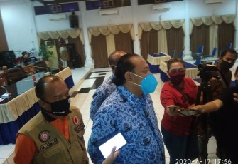 Wali Kota Tegal Dedy Yon Supriono SE. MM