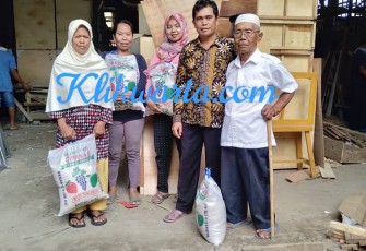 Baharuddin Salurkan Zakat Harta