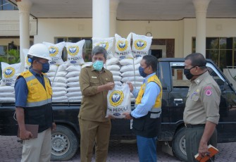 PIM Salurkan 2.244 Paket Sembako Untuk Masyarakat Dampak Covid-19