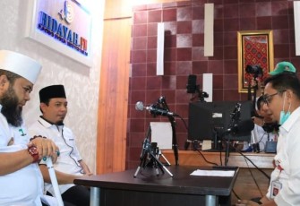 Wali Kota Bengkulu Helmi Hasan di Dampingi Wakil Wali Kota Bengkulu Dedy Wahyudi dan Kepala OJK Bengkulu Yusri 