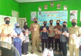 Pembagian Masker 