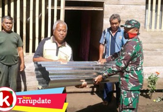 Sertu Northon Majuntu Berikan Bantuan Material Jamban Sehat