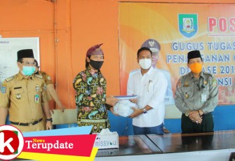 Wakil Gubernur Bengkulu Dedy Ermansyah secara simbolis menerima bantuan APD dan Face Shield dari Badan Musyawarah Provinsi Bengkulu (BMPB) Jabodetabek
