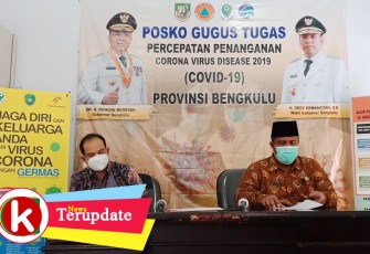 Kepala Dinas Kesehatan Provinsi Bengkulu Herwan Antoni saat keterangan pers Minggu (10/5).