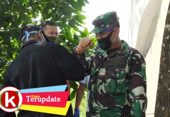 Kasdim 0510/Trs Mayor Arh I Wayan Kariana memantau dan monitoring skrining Rapid test Covid-19