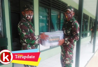 Prajurit Bertugas di Wilayah Terpencil dan Rawan Bencana Terima Bingkisan KASAD