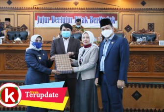 Plt Walikota Tanjungpinang Sampaikan Ranperda Pertanggungjawaban APBD 2019