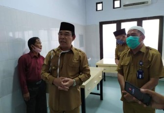 Bupati Rejang Lebong Ahmad Hijazi 