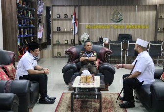 Wali Kota Bengkulu Helmi Hasan dan Wakil Wali Kota Bengkulu Dedy Wahyudi Kunjungi Kejati Bengkulu 