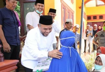 Bupati Labuhanbatu H.Andi Suhaimi Dalimunthe ST.MT