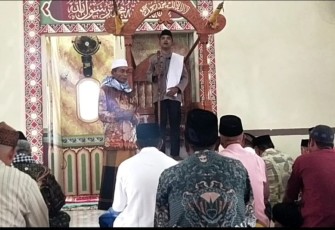 Khutbah Kapolsek Kairatu Timur