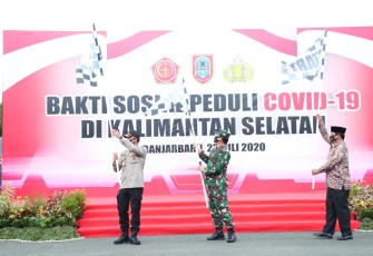 Panglima TNI Lepas Ratusan Babinsa dan Bhabinkamtibmas Mengantar Bansos dan Pimpin Rapat Gugus Tugas Covid Kalsel