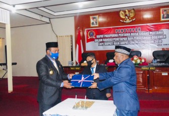 DPRD Raja Ampat Menetapkan dan Mengesahkan LKPJ Bupati Raja Ampat TA 2019