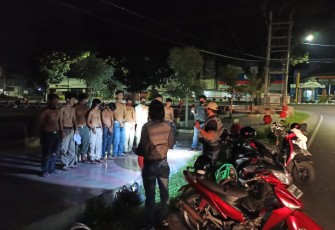 Tim Jatanras Polda Bengkulu saat beri efek jera ke belasan pemuda