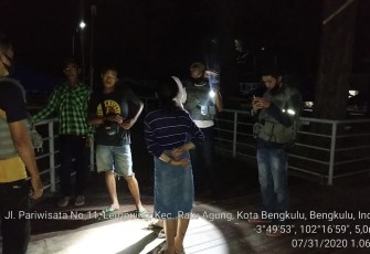 Unit III Opsnal Jatanras Polda Bengkulu Bubarkan 2 Pasang Muda Mudi Dibawah Umur
