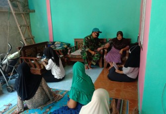 Tasmi Minta Dicek Kesehatannya Ke Tim Kesehatan TMMD 