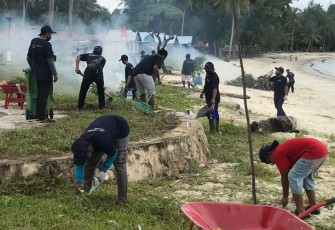 Pantai Trikora Terpilih Jadi Lokasi Gerakan BISA Goro Bersama Pelaku Wisata Bintan