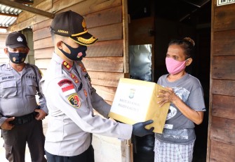 Polres Karimun Baksos dalam Rangka HUT ke-75 Kemerdekaan RI 