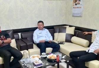 DPRD Pantau Kesiapan Pilkada di KPU Surabaya