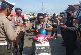 Satgas Aman Nusa II Polda Bengkulu Tingkatkan Patroli dan Beri Imbauan Protokol Kesehatan