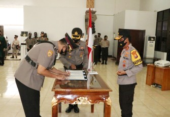 Kapolda Bengkulu Pimpin Sertijab Karo SDM