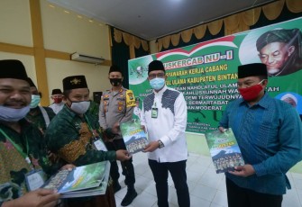 Apri Sebut Iman Benteng Generasi
