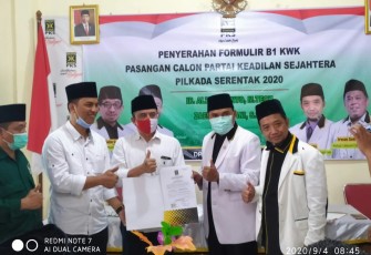 PKS Serahkan Rekomendasi Tiga Pilkada di Jatim