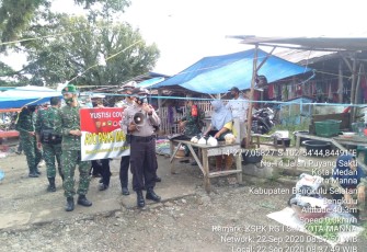 TNI/POLRI Gelar Operasi Yustisi di Pasar Kutau