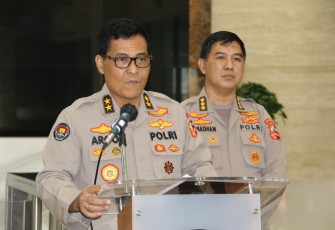 Kepala Divisi Humas Polri Irjen Raden Prabowo Argo Yuwono memberikan keterangan kepada Media.Rabu, 14 Oktober 2020. 