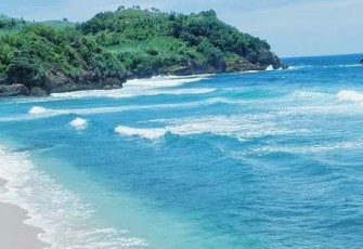 Salah Satu Destinasi Wisata Kabupaten Blitar Pantai Pasetran Gondo Mayit (foto : Ist) 